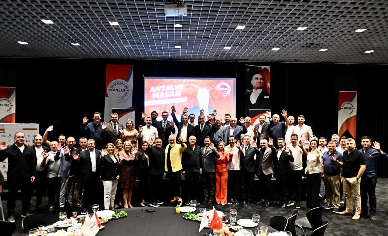 Başkan Uysal: Kaleiçi 12 ay yaşayan bir merkeze dönüştü