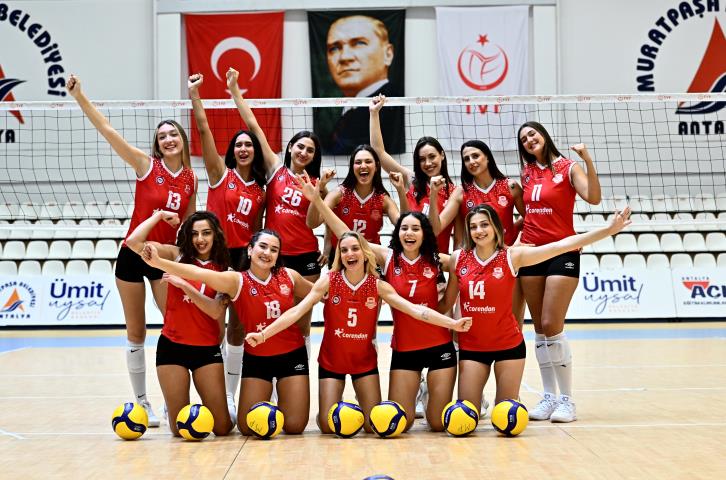 Muratpaşa’nın Sultanları sahadan 3-0’lık galibiyetle ayrıldı